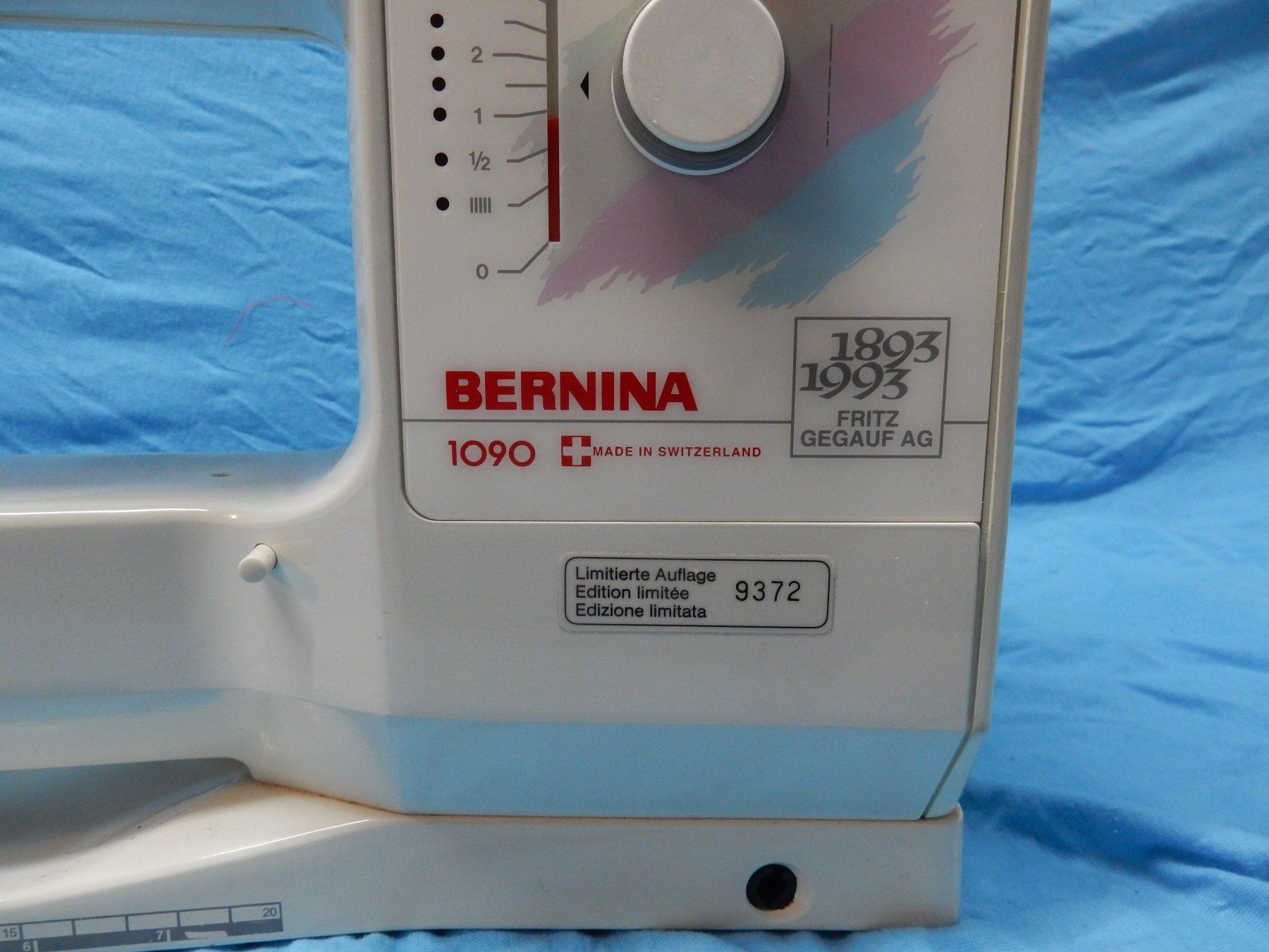 Bernina Macchine da cucire: Bernina 1090 computer Jubiläumsmodell defekt ab  Fr. 10.00 – Difettoso da Watt venduto da Mariposa49 6