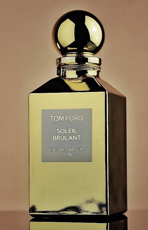 Tom Ford Profumi & Eau de Toilette: Tom Ford Eau de Parfum 250ml – Nuovo (secondo la descrizione) da Zürich venduto da pinish 3