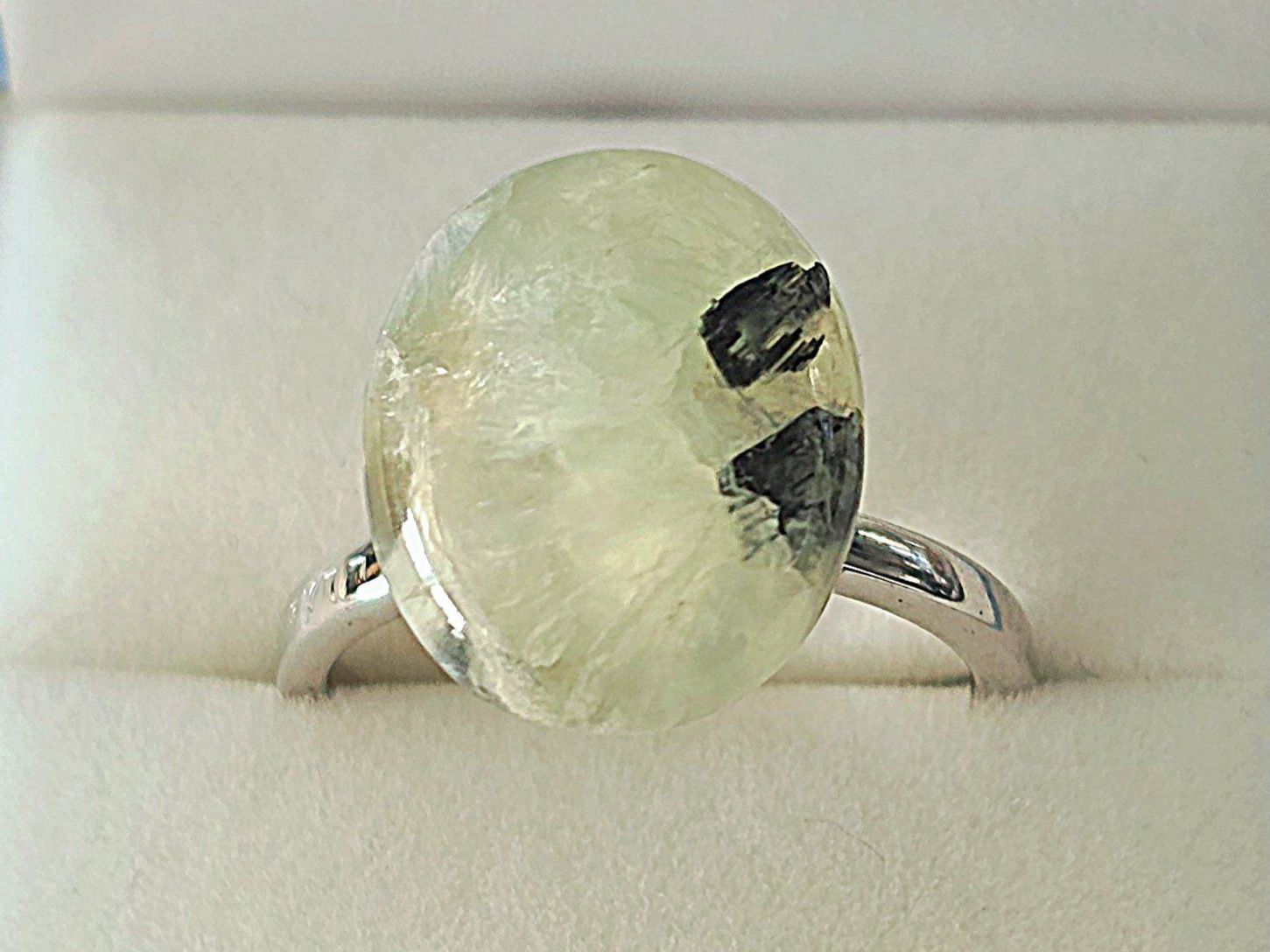 Anelli: Eleganter Prehnit Silberring 925 - NEU – Nuovo e nell'imballaggio originale da Uetikon am See venduto da Coralreef 1