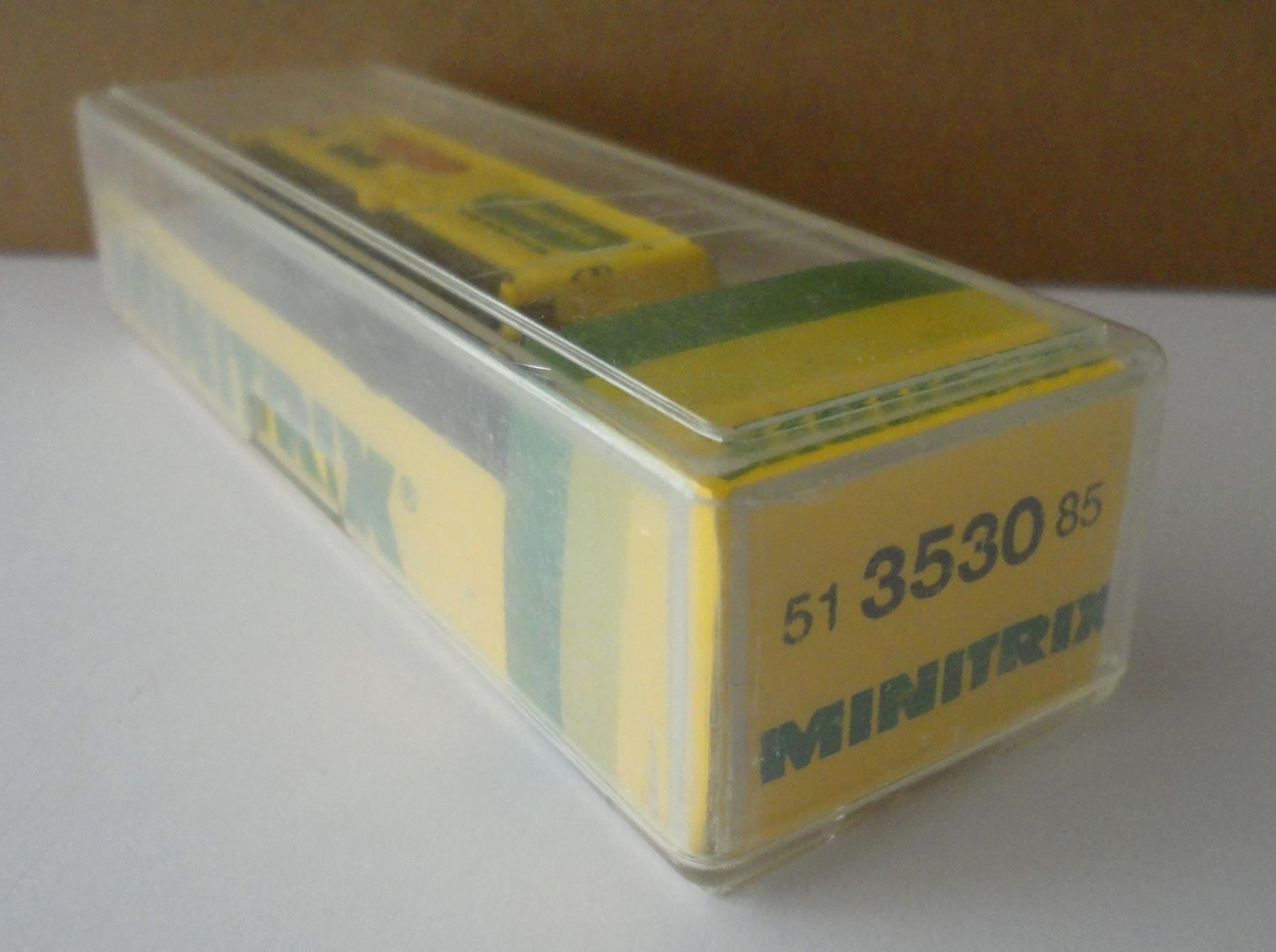 Trix Modellini di ferrovie: Hubschiebedachgüterwag.Internat.Spielwarenmesse1985 Sp.N,OVP – Nuovo e nell'imballaggio originale da zürich venduto da parts5060 9