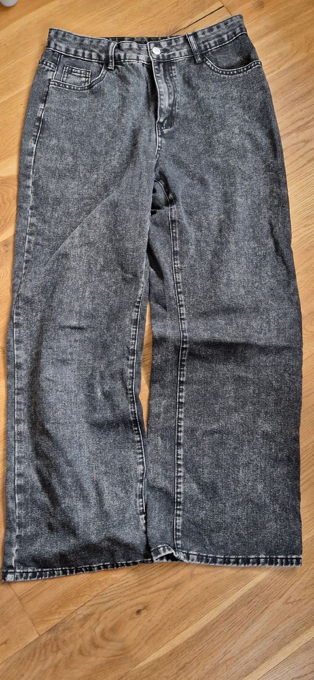 Jeans: Schwarze Jeanshose in Gr.L – Usato da Grosswangen venduto da iranki80