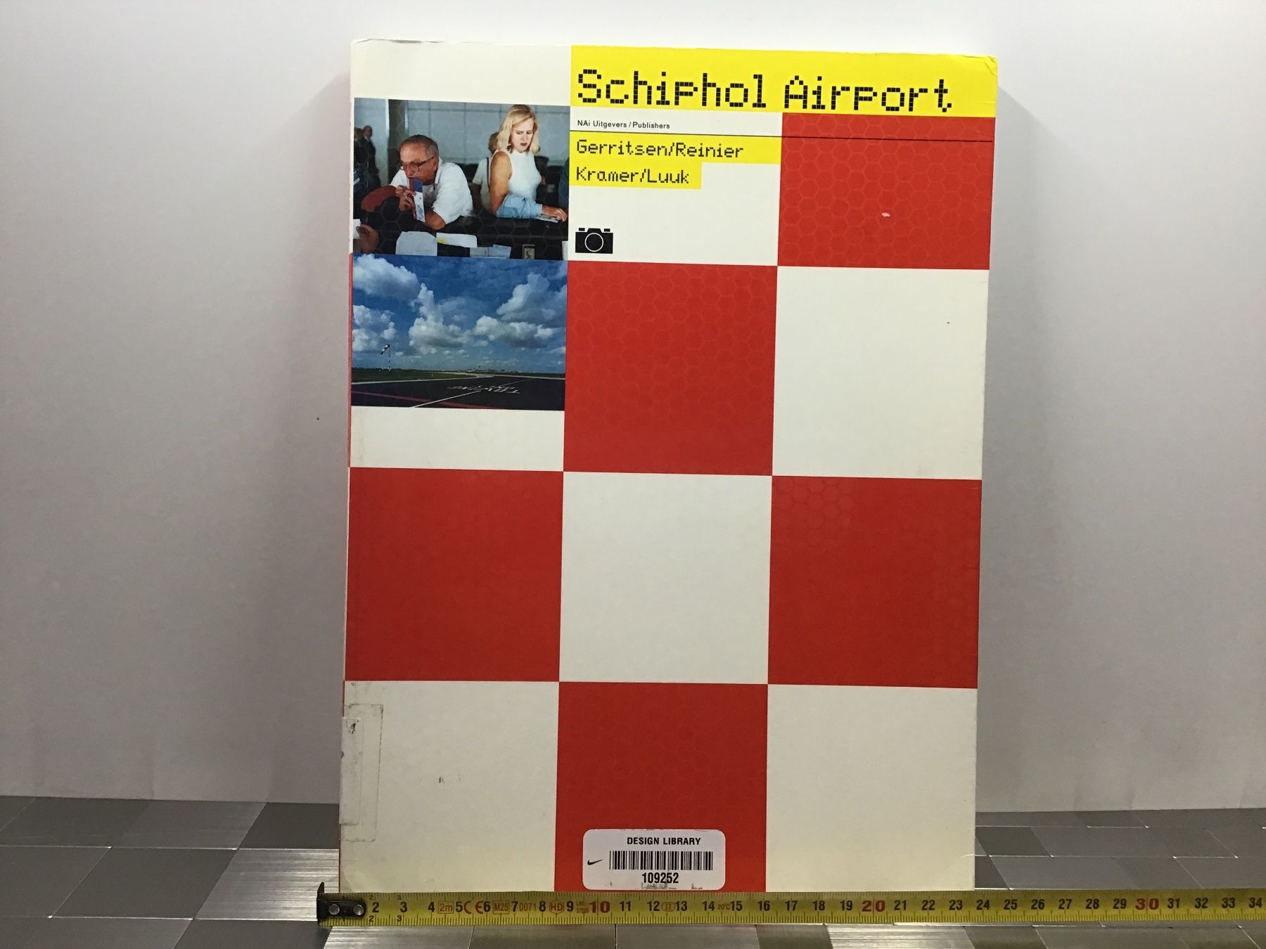 Libri: SCHIPHOL AIRPORT – Usato da Männedorf venduto da Spezial-Modelle