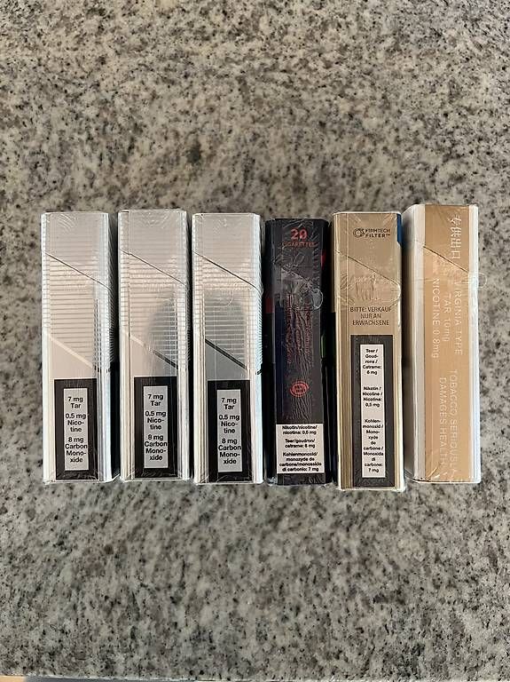 Tabak: Zigaretten Neu verpackt – Neu und originalverpackt aus Hombrechtikon von Piluu 1
