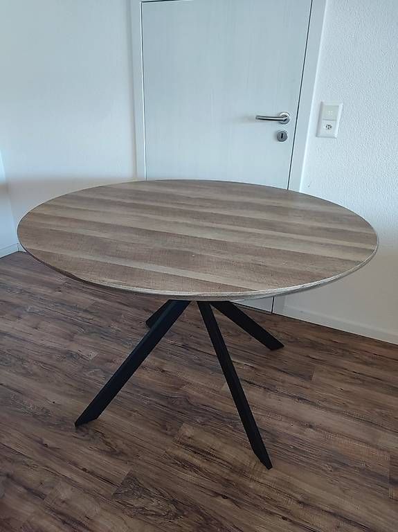 Tavoli: Esstisch rund, Durchmesser 120cm – Usato da Spiez venduto da passion4dogs