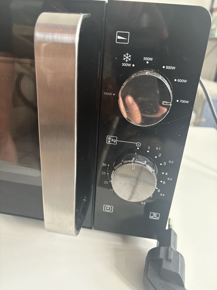 SilverCrest Appareils de cuisine: Microondes – Neuf (Voir description) à Lüscherz par ine_rdx7 1