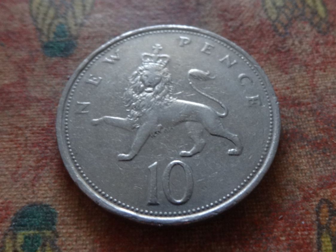 Tutti le monete: ROYAUME-UNI  10 Pence  1975 – Usato da Romanel-sur-Lausanne venduto da Swift13 1