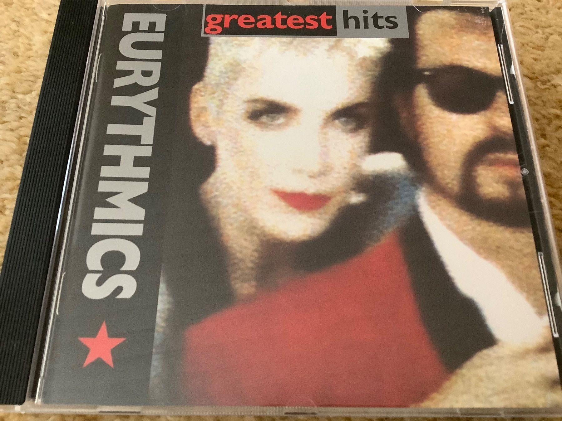 CD: Eurythmics  *  GREATEST HITS – Nuovo (secondo la descrizione) da herzogenbuchsee venduto da HIFIANER
