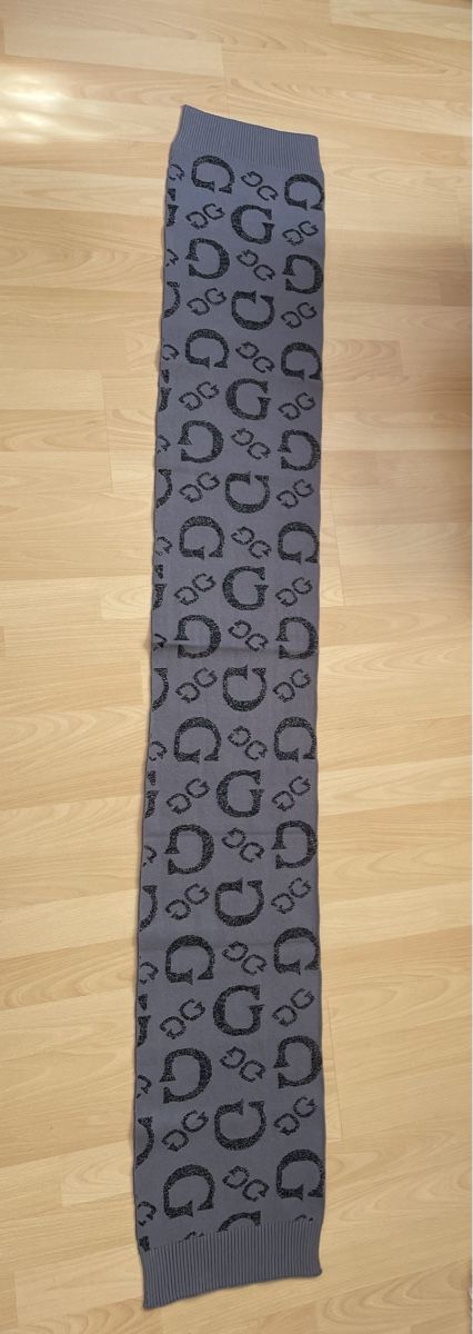 Guess Foulard & Sciarpe: Schal Guess neu – Nuovo (secondo la descrizione) da Frenkendorf venduto da Pinda4402 4