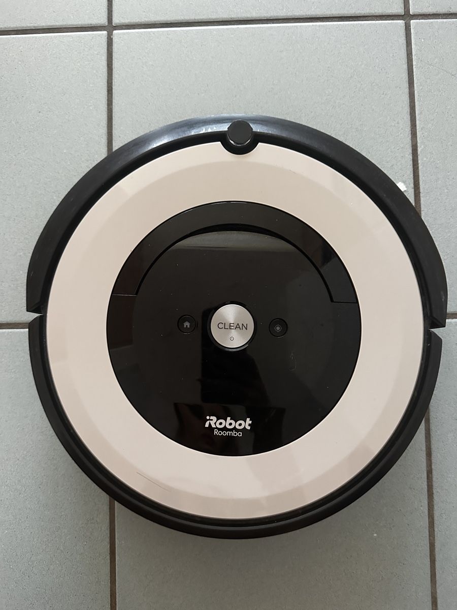 Irobot Aspirapolveri & Accessori: iRobot Roomba e5 Saugroboter mit Ladestation voll funktionsf – Usato da Horgen venduto da jul_pc5g 1