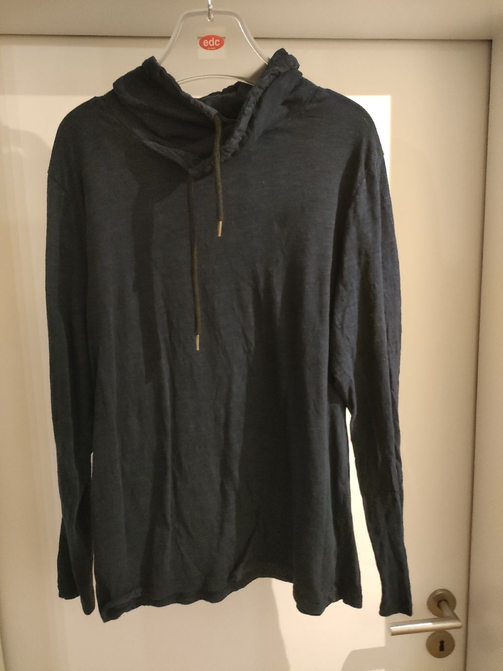 Maglioni & Felpe: Sweatshirt dunkelblau Grösse XL slim fit – Usato da Muri AG venduto da Suiphi