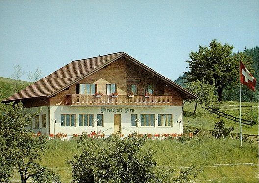 Ansichtskarten: BÄRETSWIL Ghöch - Wirtschaft Berg – Neu (gemäss Beschreibung) aus Jona von philajona