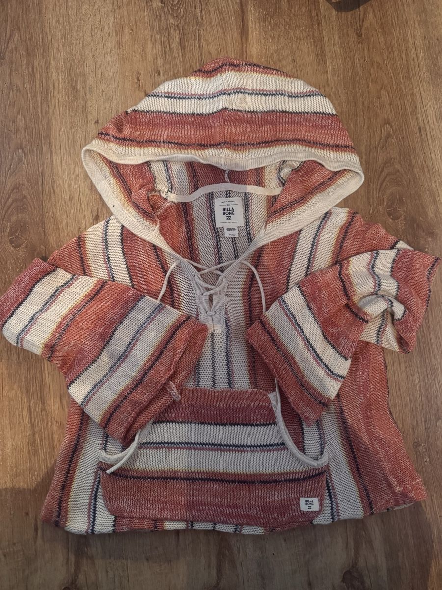 Billabong Pullover & Sweatshirts: Pull à capuche Billabong rayé multicolore taille S – Gebraucht aus St-Livres von Cat_jess