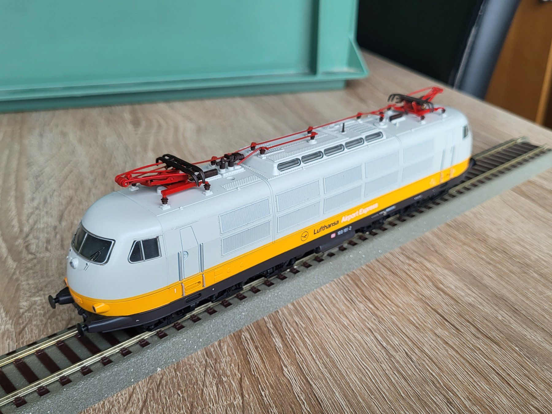 Lima Modelleisenbahnen: H0 LIMA DB 103 101-2 Lufthansa – Gebraucht aus Oberburg von sensetal 5