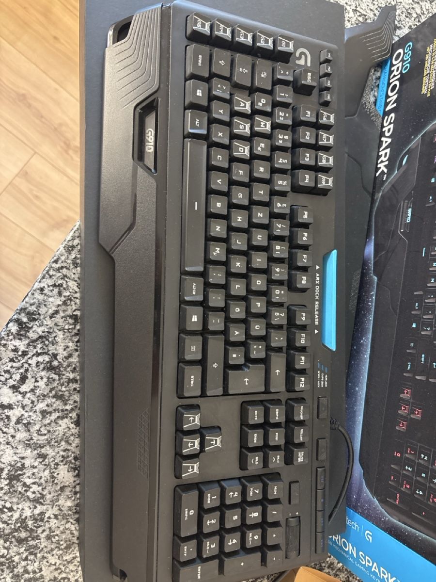 Logitech Tastaturen: Logitech g910 Tastatur – Gebraucht aus Scuol von 420Biking 1