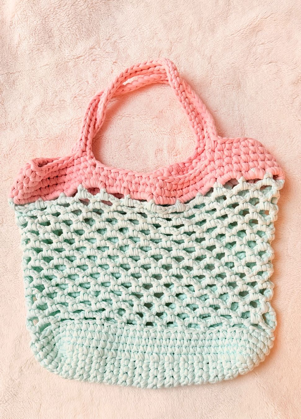 Borse da donna: Gestrickte Tasche (selbstgemacht) – Usato da Würenlos venduto da Abracadabra26