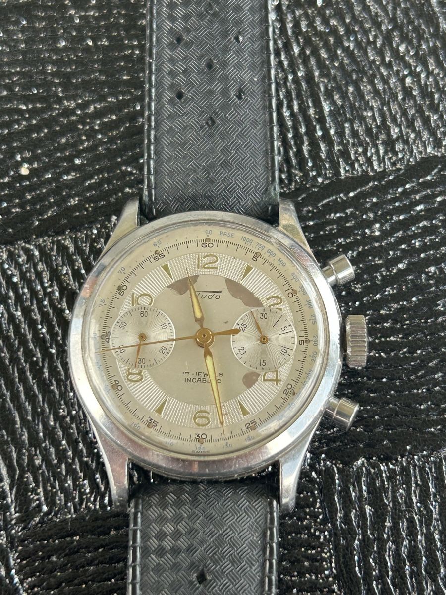 Montres: Fludo Chronograph – D'occasion à Posieux par -O-K-