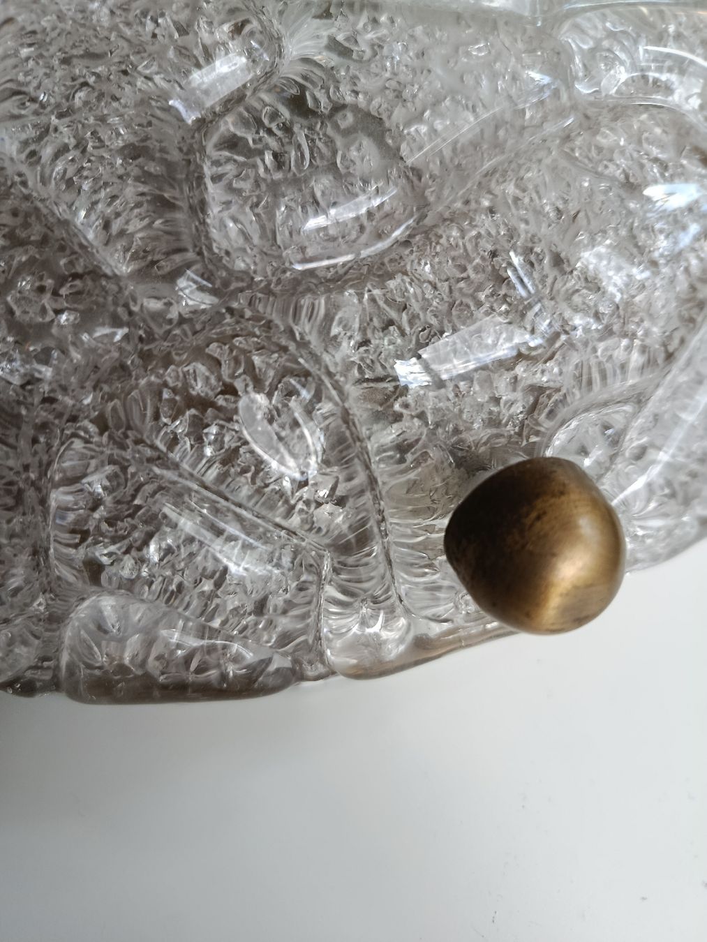 Lustres & lampes de plafonds: Deckenkampe Eisglas 60er Jahre – D'occasion à Riehen par twentymodern 3