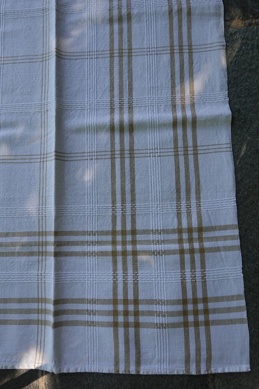 Altra biancheria da tavola: ältere Tischdecke + 3 Servietten creme/beige – Usato da Jona venduto da simongarden 3