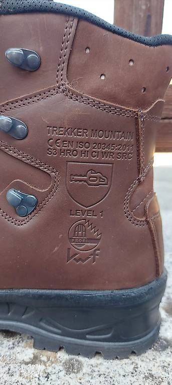 Scarpe da uomo: Chaussure de bûcheron  – Nuovo e nell'imballaggio originale da Bière venduto da cloclomignot 1