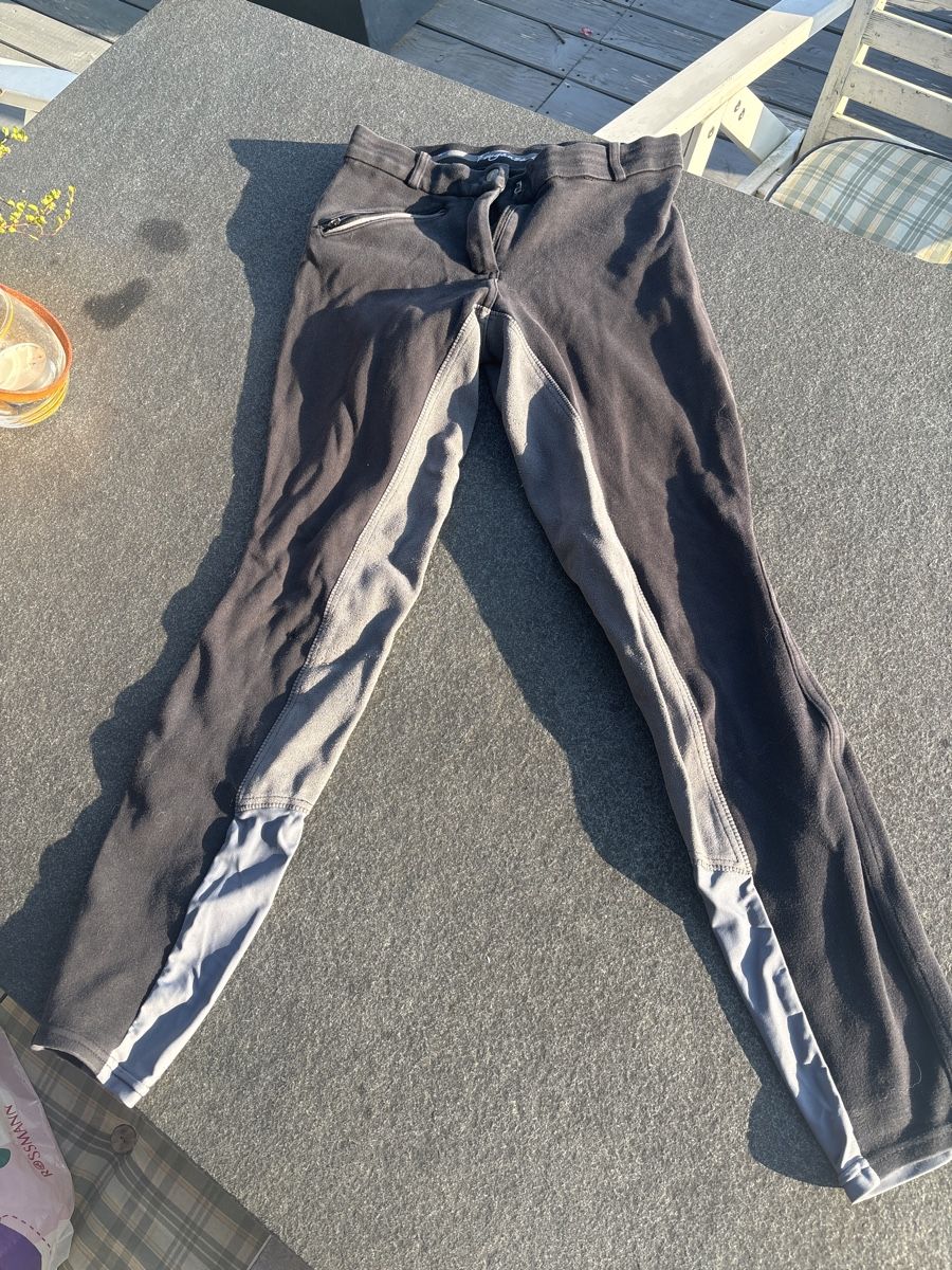 Hosen: Fouganza Riding Pants - Size S – Gebraucht aus Biel-Benken BL von ste_86wx