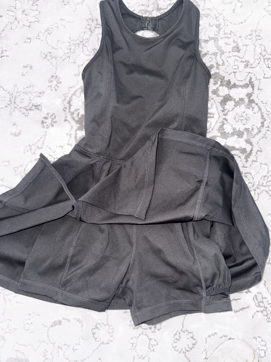 H&M Vestiti: Tenniskleid – Usato da Schaan venduto da kri_tsw8 2