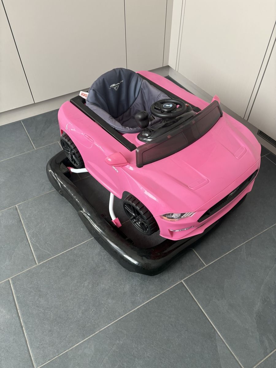 Véhicules pour enfants: Mustang Baby Auto – D'occasion à Basel par Merita27 5
