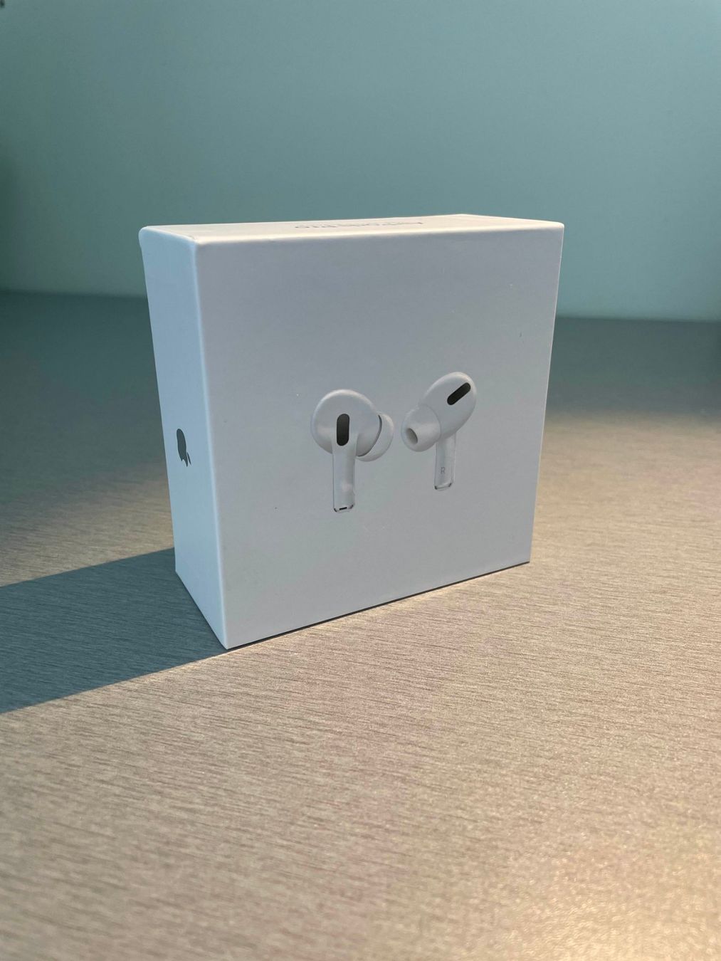 Apple Casques audio: Airpods Pro – D'occasion à Scharnachtal par ale_n2n2