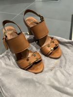 Sandales en cuir à talons