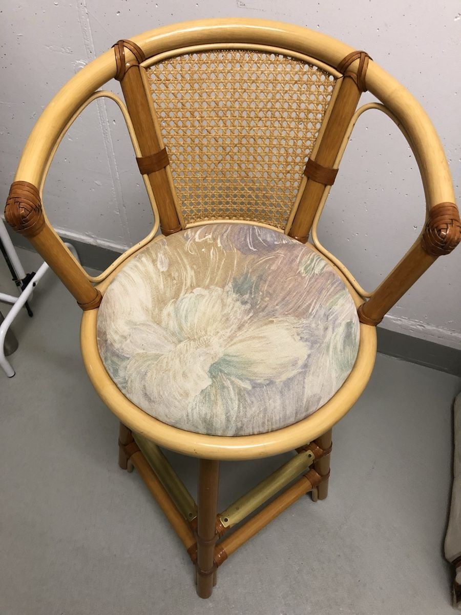 Sgabelli: 2 edle RATTAN Barhocker drehbar – Usato da Widen venduto da evce1318 9