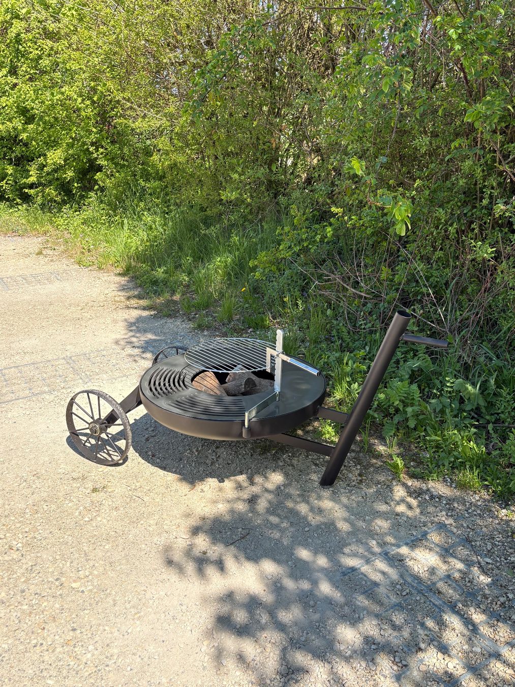 Griglie: Edle fahrbare Feuerschale mit Grillring – Nuovo (secondo la descrizione) da Oberwil-Lieli venduto da metal-works 5