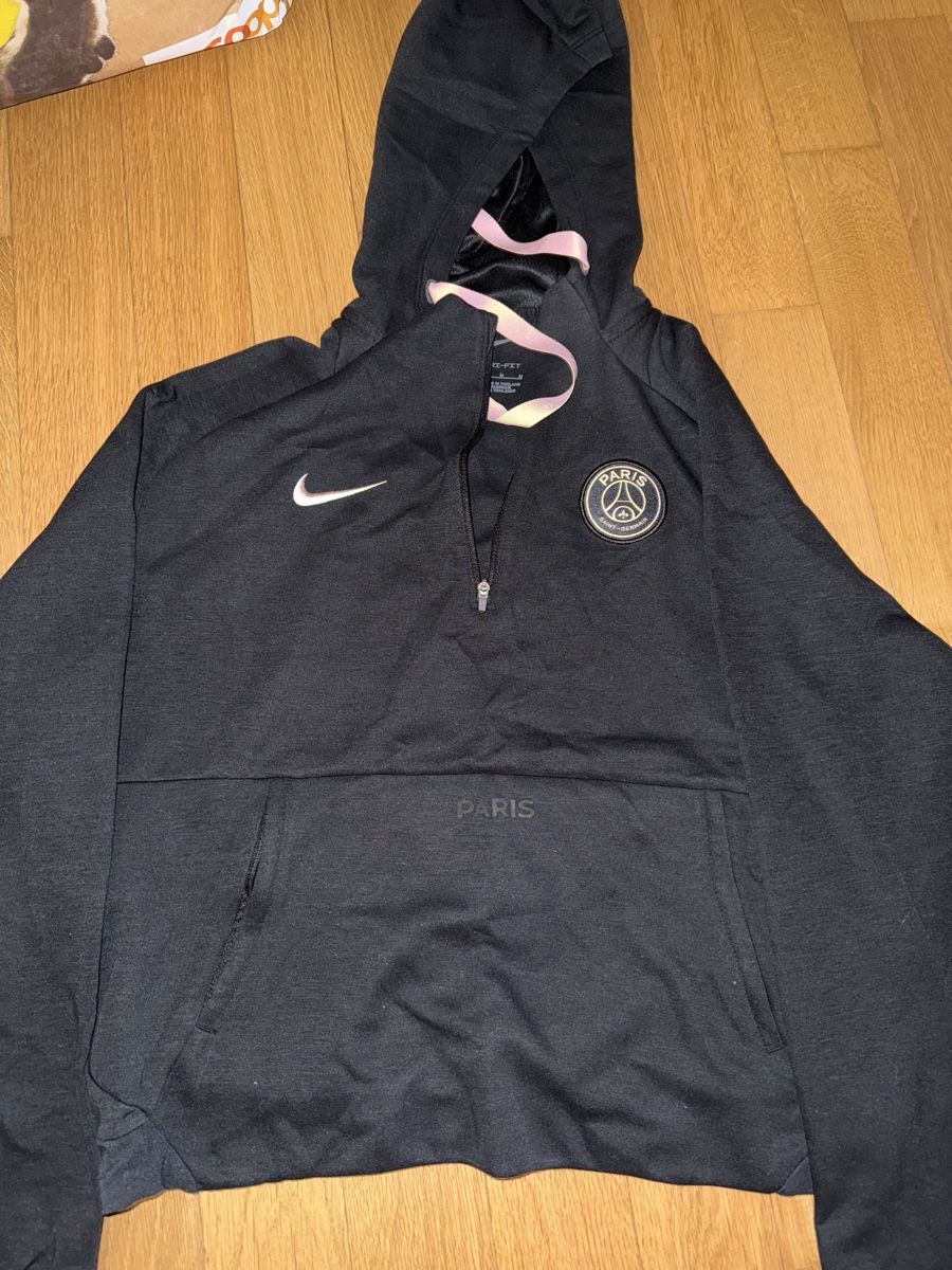 Nike Maglioni & Felpe: Paris Saint Germain Nike Pullover mit rosa Details Grösse M – Usato da Winterthur venduto da yar_dpp8 1