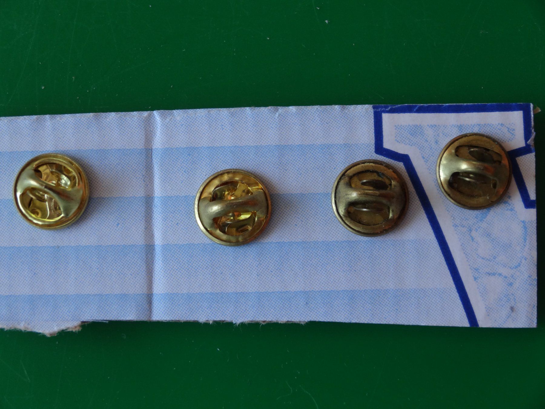 Plaketten & Abzeichen: 4 Pins Gossau 1994 Musikfest Eidg. – Gebraucht aus Hinwil von Fusca 1