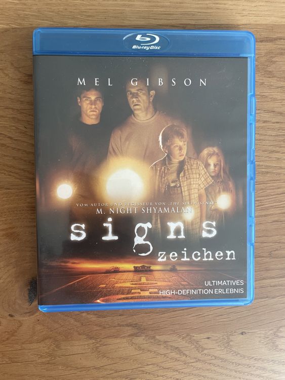 Signs (2002) BluRay (Gebraucht) in Hagendorn für CHF 5 – mit Lieferung ...