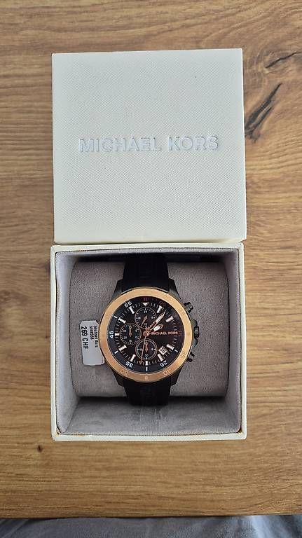 Michael Kors Montres: MK Uhr - super Zustand – D'occasion à Busswil TG par one123 4
