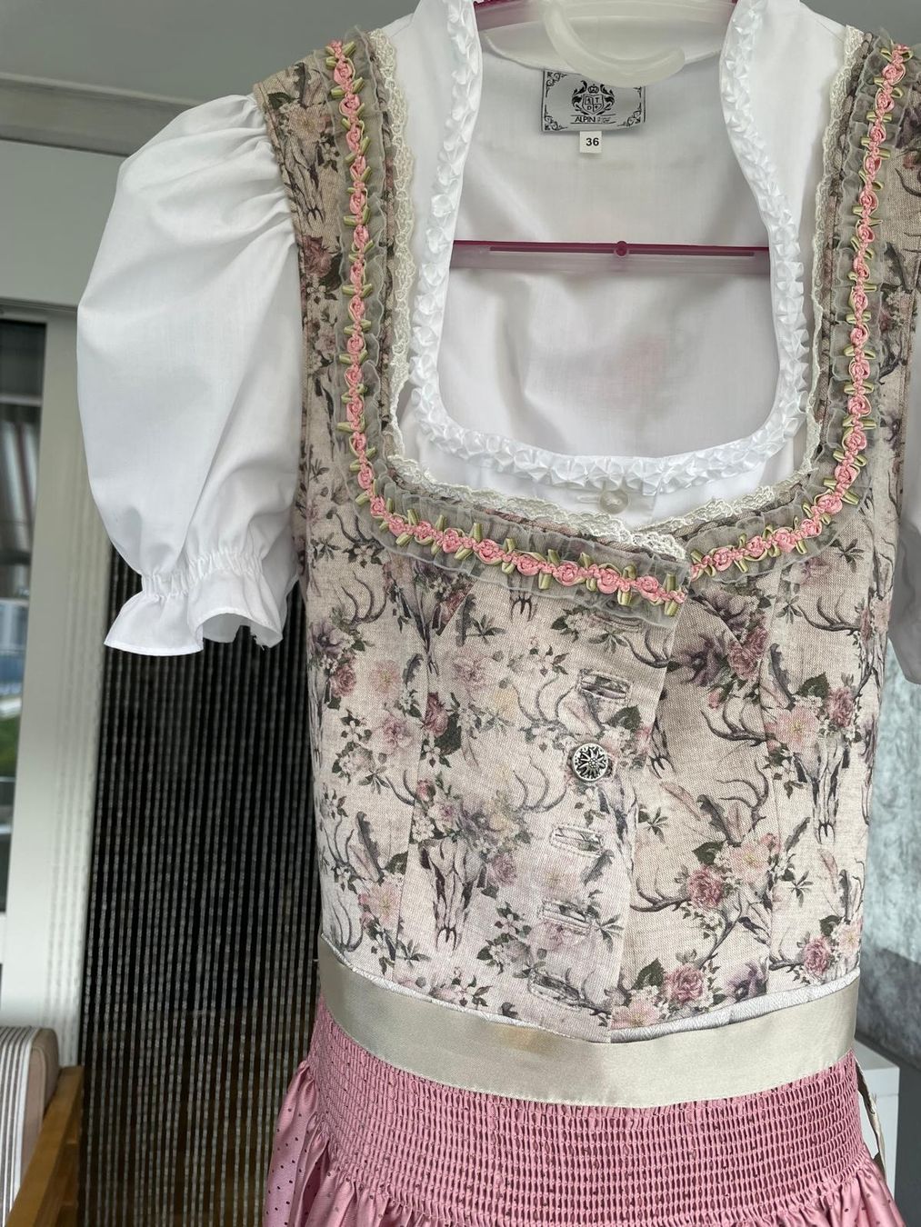 Vestiti: Dirndl – Usato da waldenburg venduto da vr161069 1
