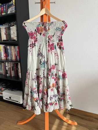 Beautiful Miss Kitsch Summer Dress M