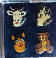 Set mit Tier Pins Schweizer Familie