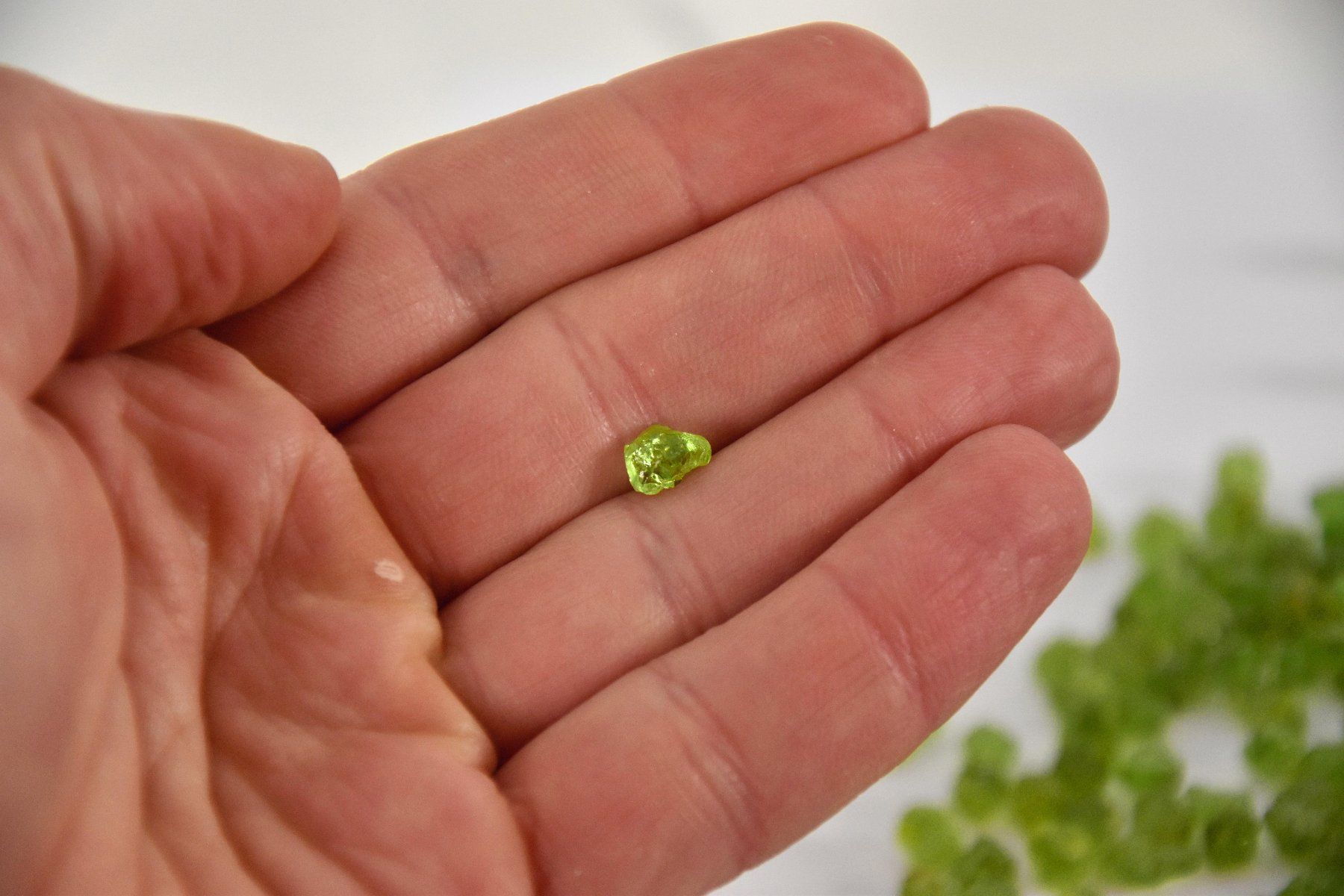Minerali & Pietre curative: Péridot Olivine brute – Nuovo e nell'imballaggio originale da Vaulion venduto da sambigben 2