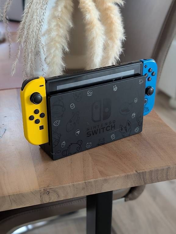 Consoles: Nintendo Switch Konsole – D'occasion à Allschwil par mangojuice 2