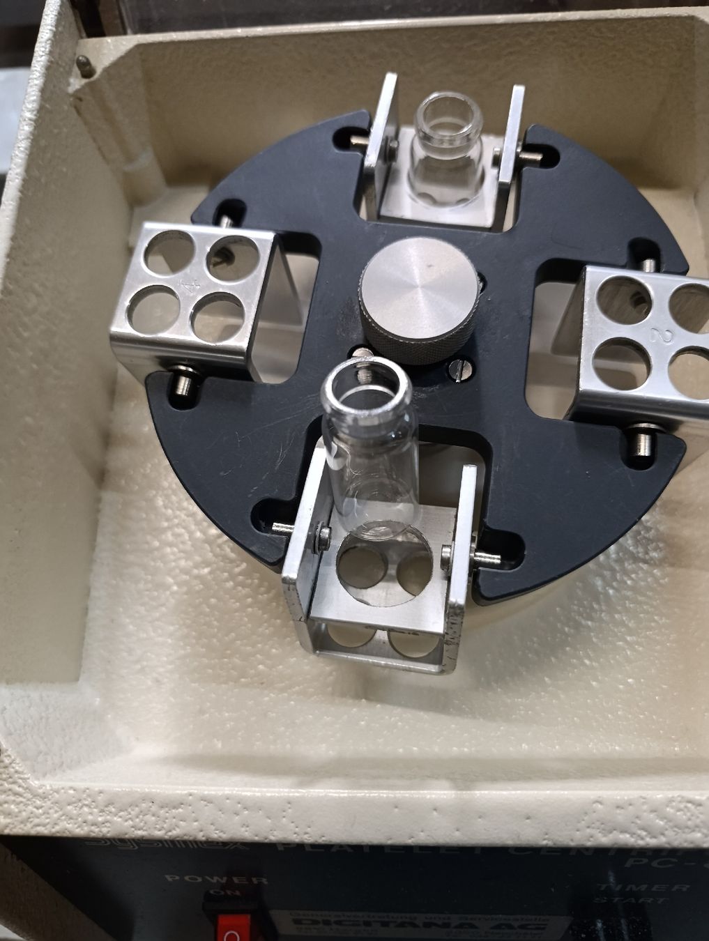 Tutte le macchine: Laborzentrifuge – Usato da Horriwil venduto da humlebumle 1