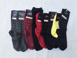 NEU! 13 Paar Damensocken bunter Mix Grösse 35-38