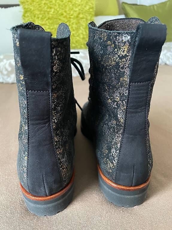 Scarpe da donna: Neue Damen-Winterschuhe Grösse 38/39 – Usato da Bern venduto da aeb_5smj 4