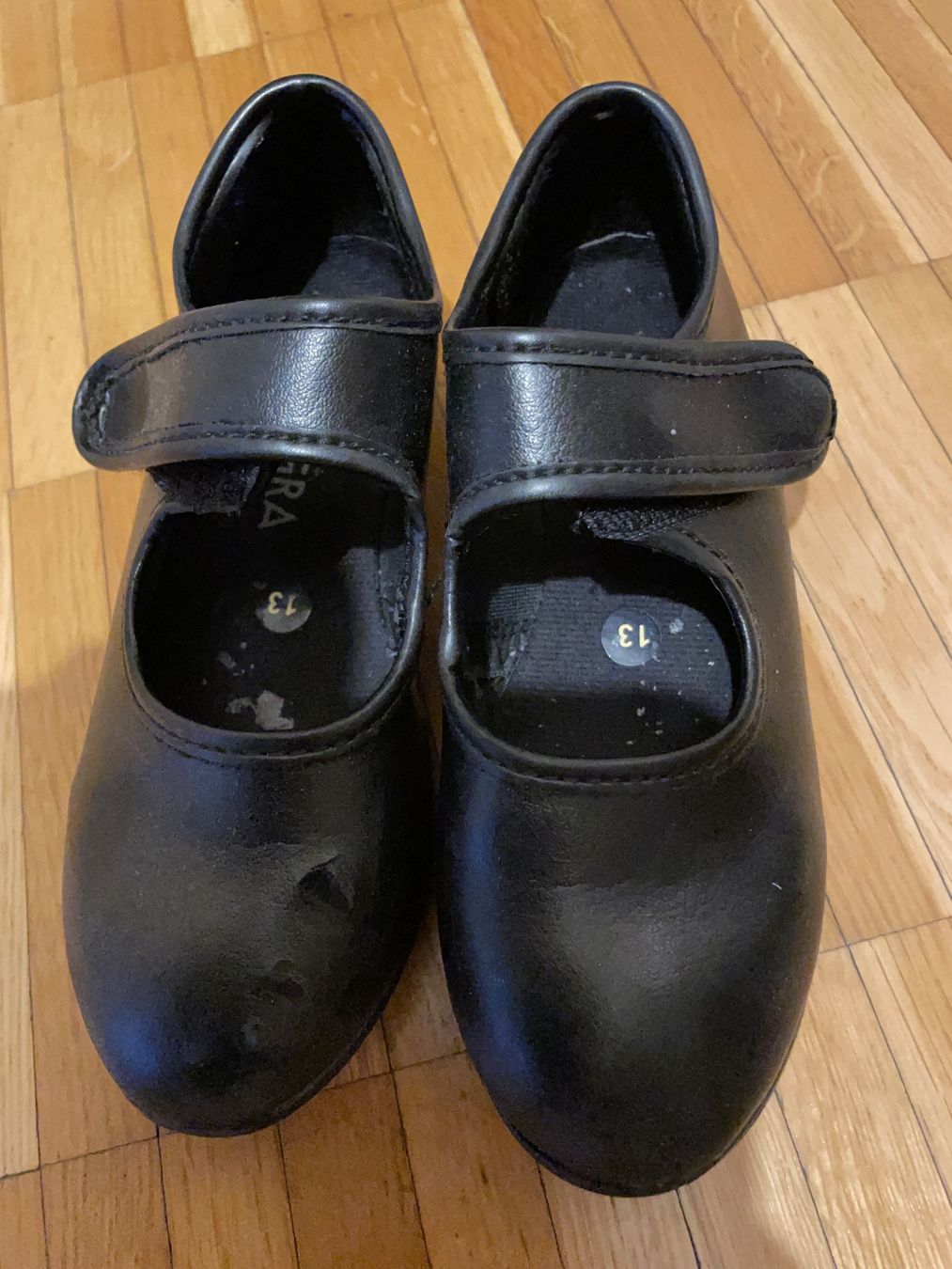 Scarpe da uomo: Stepp Schuhe Alegra - mit Klettverschl - Gr UK13 = ca. 32 – Usato da Neftenbach venduto da Justine76 2