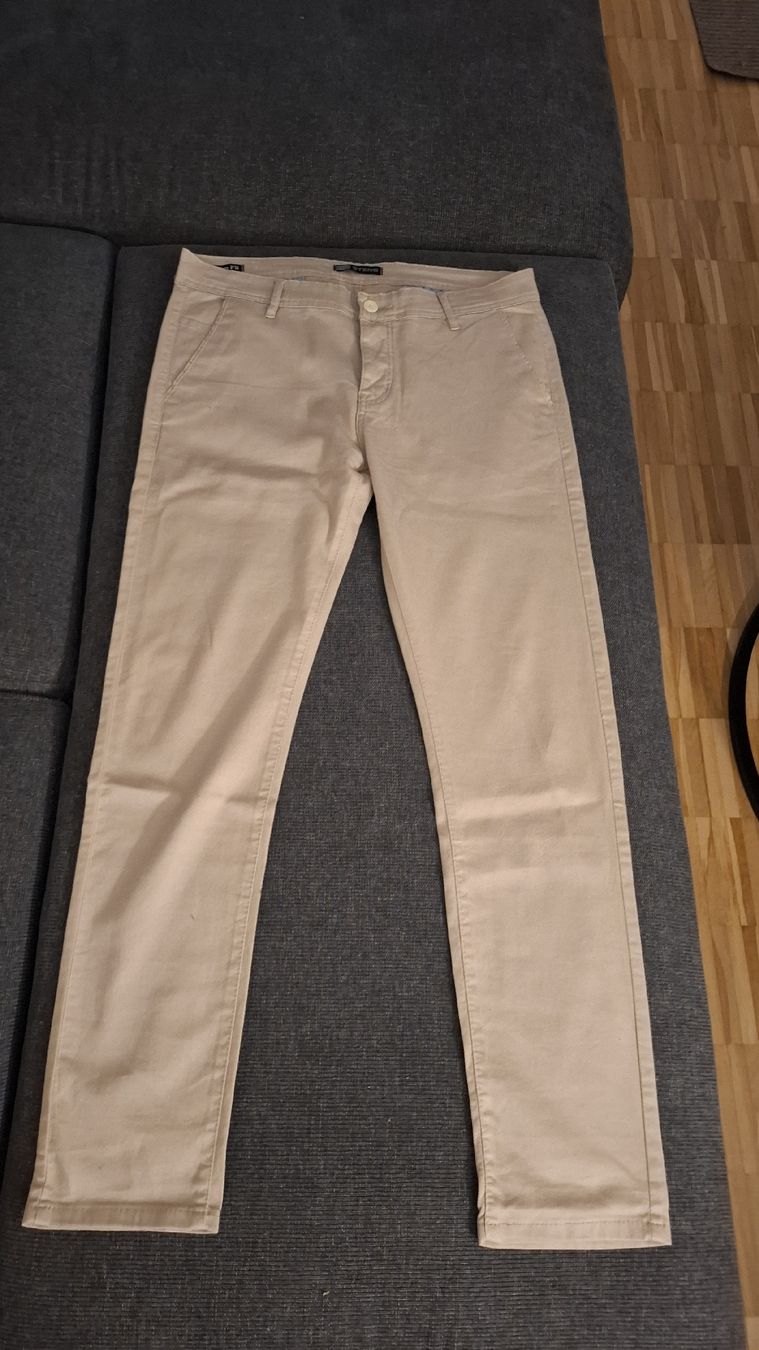 Pantaloni: Hose Beige – Nuovo (secondo la descrizione) da Zuchwil venduto da TheLorix