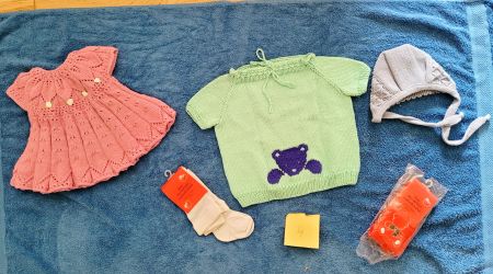 Handgestricktes Baby-Set, Grösse 68, Top Zustand für Herbst!