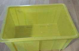 Praktische gelbe Lagerbox - Vielseitig einsetzbar!