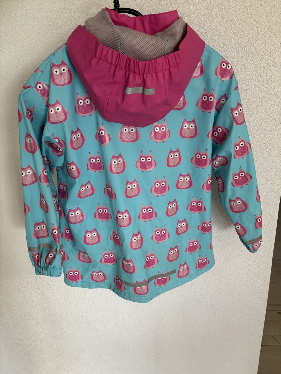 Vestes & Manteaux: Imperméable taille 116 – D'occasion à Chapelle-s-Moudon par vanesso 1