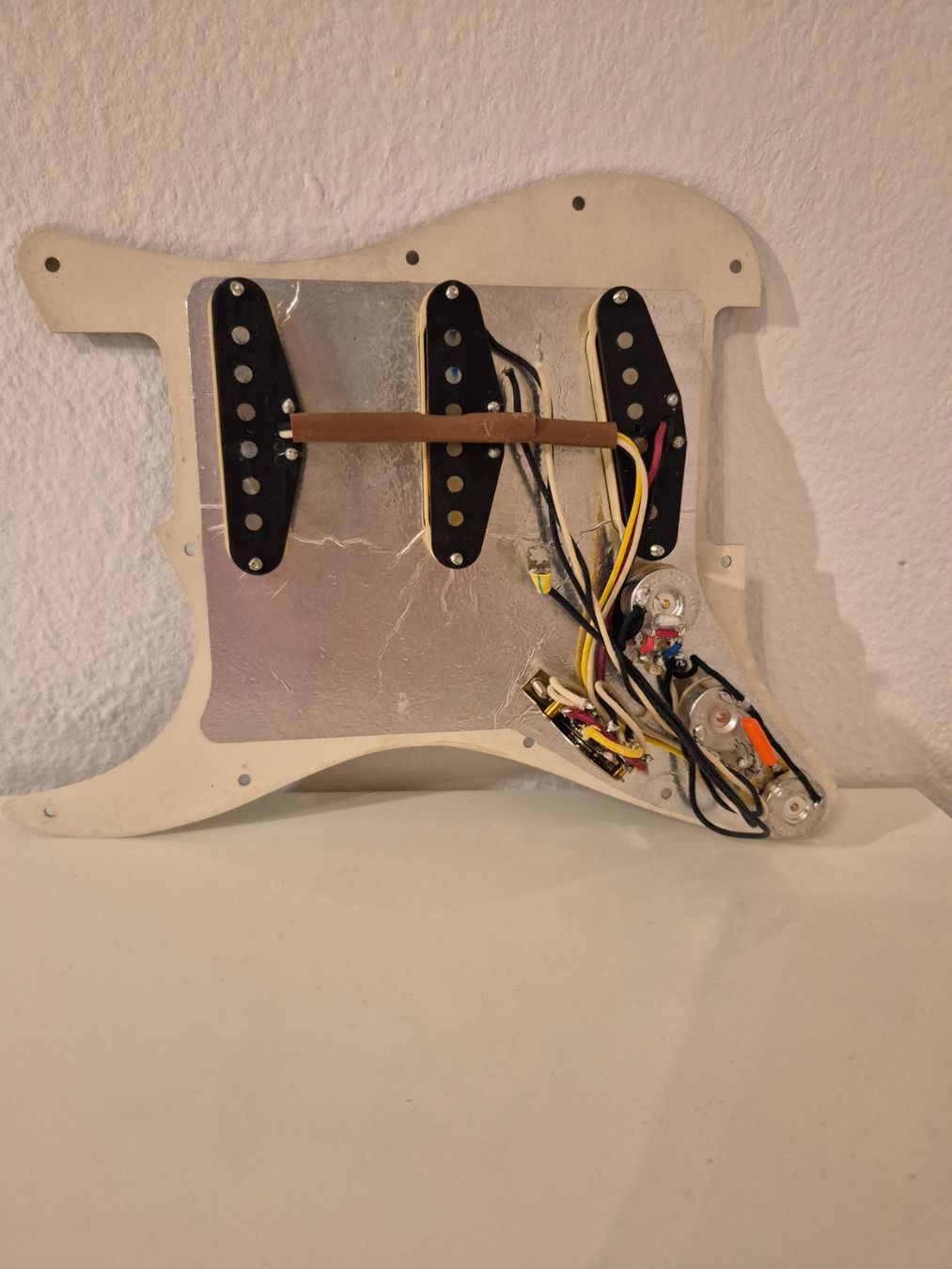 Fender Musikinstrumente: Fender Am.Professional I Completes Schlagbrett – Gebraucht aus Zürich von mtm_6wl8 1