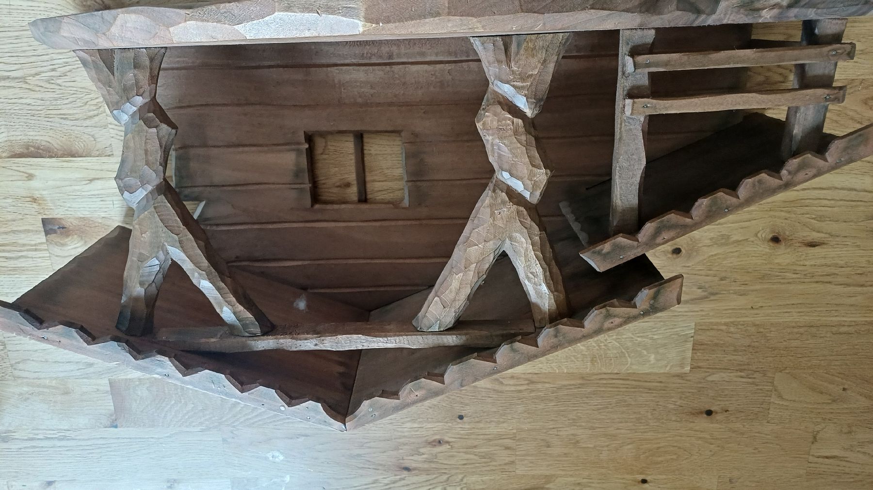 Articoli in legno: Schöne Holzkrippe – Usato da Flawil venduto da Naphtali 9