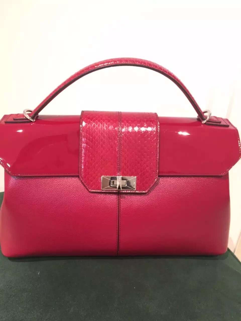 Cartier Borse da donna: Cartier Tasche Classic Line Large size – Usato da Pfäffikon SZ venduto da EMMA0111 5